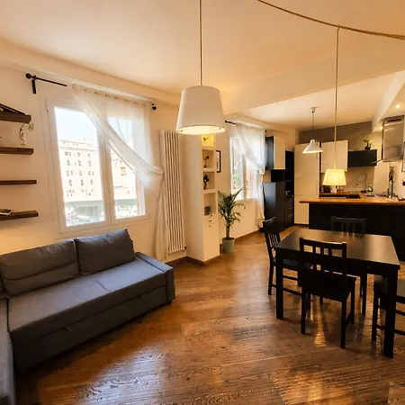 דירה 4 Beds, Old Port View, Aquarium And Center *