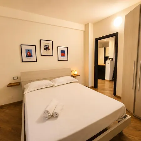 4 Beds, Old Port View, Aquarium And Center דירה ג'נובה